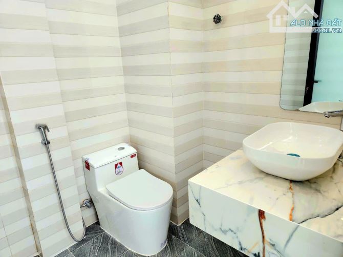 Bán nhà 3 tầng kiệt Lê Độ Phường Chính Gián, Có 6PN trung tâm thành phố - 4