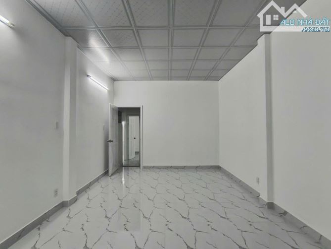 Bán nhà khu VIP Gò Vấp - 64m x 2 tầng - Đường số 2 - Giá chỉ 5 tỷ x TL - 4