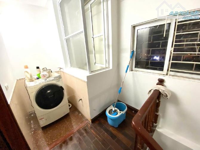 Bán nhà ngô thì nhậm hà đông. 45m2. 5 tầng . Mt5m - 4