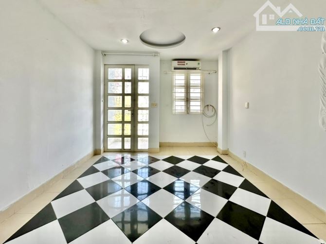 Vip Bình Thạnh - Hẽm Xe Hơi 6m - 4 Tầng 62m2 - Chỉ 12,5 Tỷ - 4
