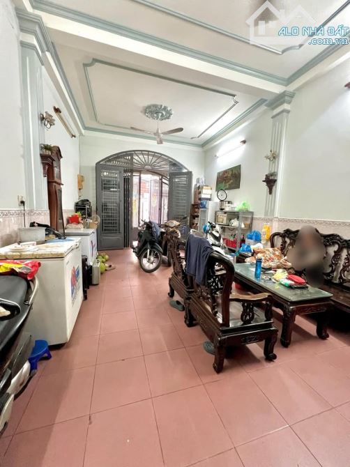 Hẻm Xe Hơi Âu Cơ, Tân Bình - 100M2 - Nở Hậu 8M - Nhà 3 Tầng - 4