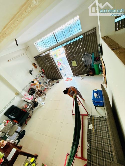 Bán nhà ngang 10m, MT đường số KDC Bình Hưng - 4