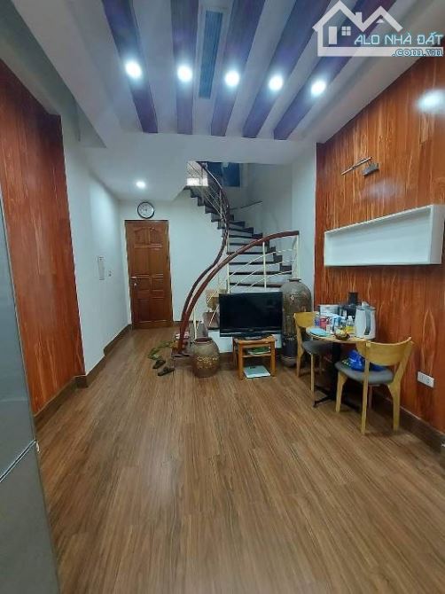 BÁN NHÀ MẶT NGÕ 390 NGUYỄN VĂN CỪ LONG BIÊN VỈA HÈ Ô TÔ TRÁNH KINH DOANH CÁC LOẠI  25 TỶ - 2
