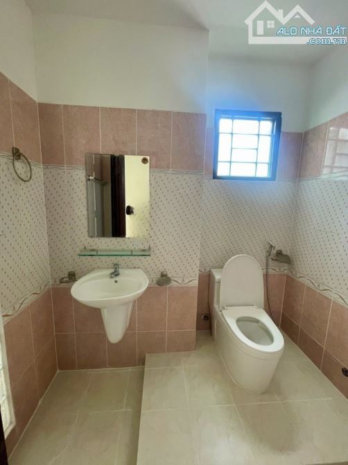 Bán nhà 76m2, Hẻm xe hơi Đ. Tân Kỳ Tân Quý, Q. Tân Phú - 4