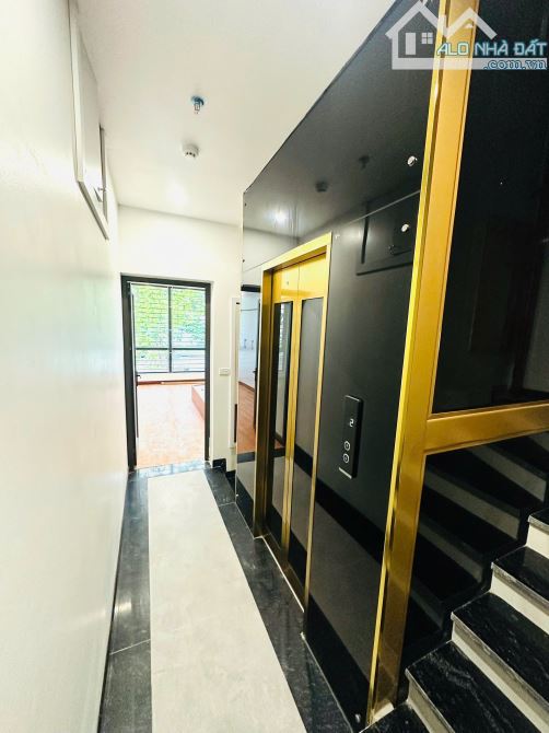 Cho Thuê CCMN  LK17 Khu Đấu Giá Mậu Lương Hà Đông 30m2 Cửa Sổ Ban Công Thang Máy Ô Tô Đỗ - 4