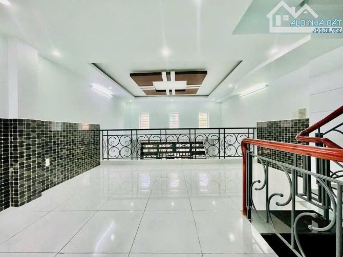 Chỉ 5,x Tỷ có nhà đẹp 4 Tầng, Ngang 4,5m, HXH, gần trường tiểu học Võ Thị Sáu - 4
