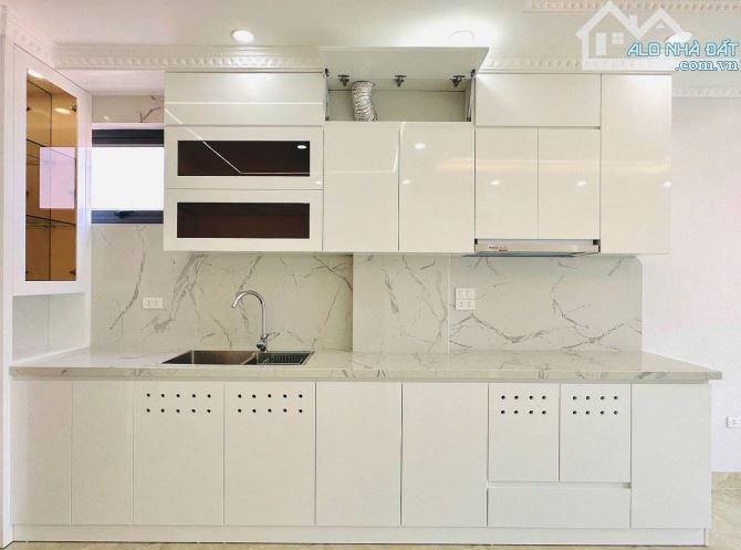 Bán nhà Phạm Tuấn Tài trung tâm Cầu Giấy, khu dân trí cao, ở vip, ô tô tránh, vào nhà. - 4