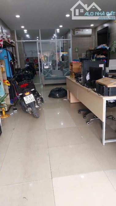 Nhà Xưởng Mặt tiền đường LÊ VĂN KHƯƠNG, pTHỚI AN, Q12, dt 142m2 (4,4m/12,7mx14m). 15,9Tỷ - 4