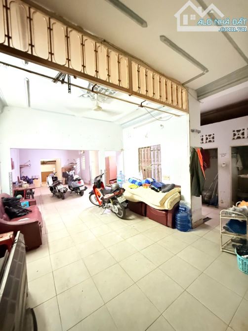 Bán CHDV 28 Phòng - hẻm 3m 606 đường 3 tháng 2 giá tốt - 4