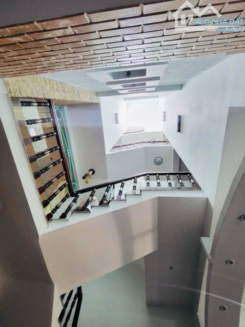 Nhà đẹp khu vip Tên Lửa sầm uất - view công viên thoáng mát - 4
