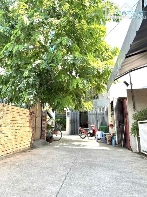 Nhà Mới ở ngay, Tăng Nhơn Phú B, Quận 9, Dt 41m2( 3 x 13 ), 2 tầng, chỉ 2.55ty - 4