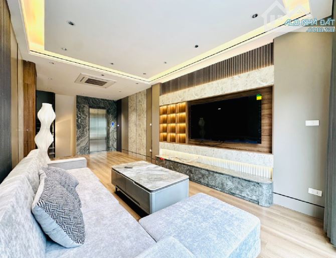 NHÀ NGỌC THUỴ 35m2 x 7tầng OTO ĐỖ TRƯỚC CỬA GIÁ 11.x tỷ - 4