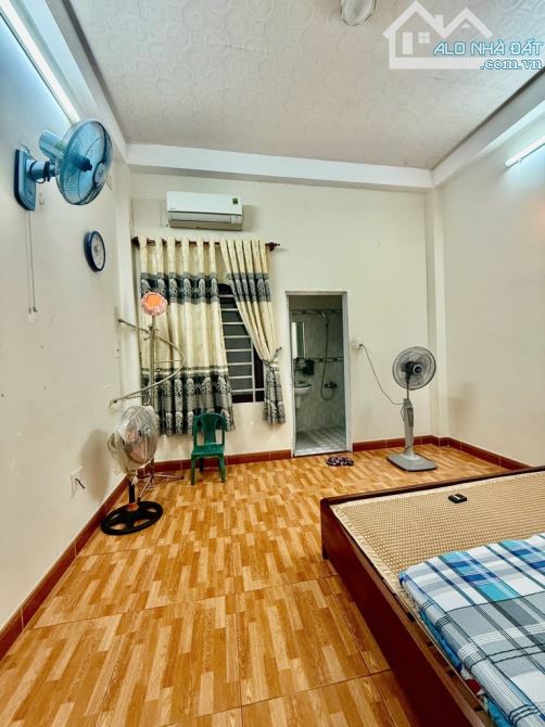 Nhà 3 tầng đường Nguyễn Ảnh Thủ, dt 53.1/64m2 (4x16) Đường Ôtô 6m thông. 💰5.68Tỷ - 4