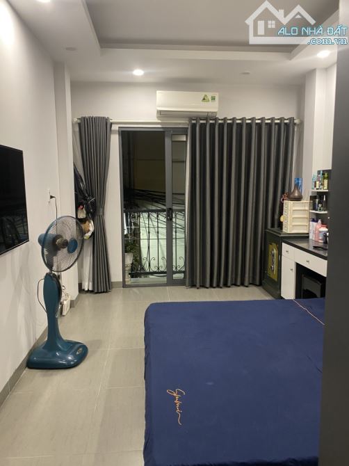 BÁN NHÀ NGỌC THỤY  - DT 45M - Ô TÔ ĐỖ CỬA - GIÁ CHỈ 8,X TỶ - 4