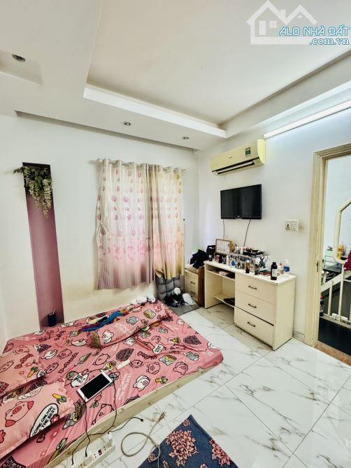 Trần Văn Cẩn Tân Phú 22m2 4 tầng giá nhỉnh 3 tỷ - 4