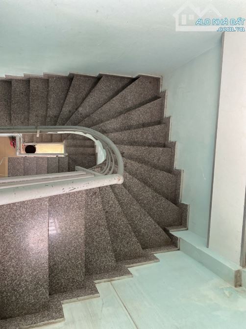 HOT, KẸT TIỀN BÁN RẤTGẤP PHẠM THẾ HIỂN [P7, Q8] DT 80M2(5.3X 15M)4T, 8PN CHỈ 4.15 TỶ - 4