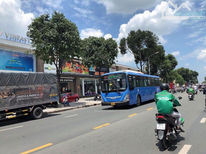 HÀNG ĐỘC LẠ MTKD Quang Trung view GÓC ngang 11m 330m2 KD tuyệt đỉnh làm showroom chỉ 45.9 - 4