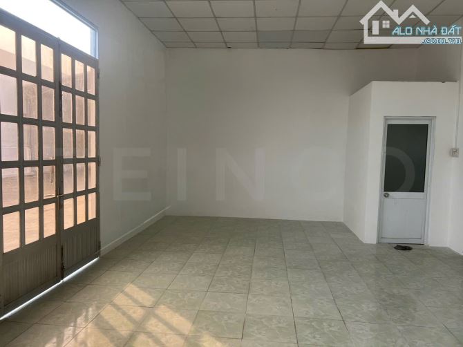 Kho xưởng bãi 1.300m² kho xây dựng 1.000m² có PCCC và điện 3 pha, đường QL 1A,lộ Container - 4