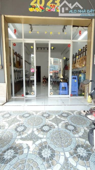Bán nhà MTKD Nguyễn Thái Sơn 89m2 ngang 4.3m 3 tầng KD sầm uất cạnh BV 175 chỉ 19.8 tỷ - 4