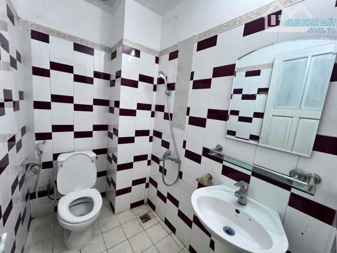 Hiếm Lạc Long Quân Tây Hồ ô tô đỗ cửa có thang máy 6T 50m2 8PN  ở cho thuê CCMN 35tr/tháng - 5