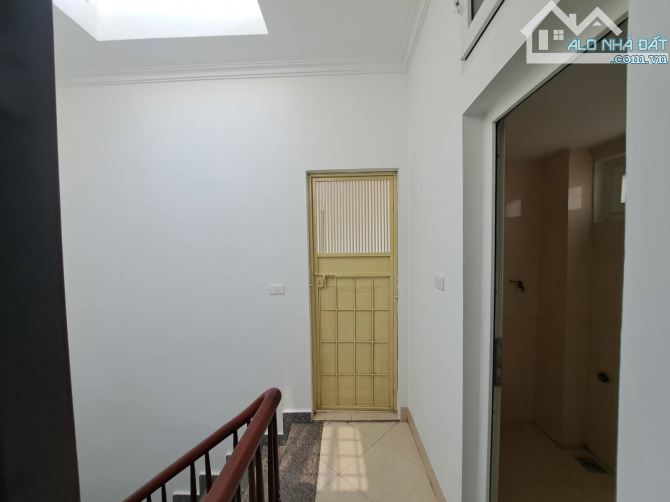 BÁN NHÀ PHỐ ĐỊNH CÔNG, FULL NỘI THẤT, NGAY MẶT PHỐ. 38M2, 5 NGỦ, 8.6 TỶ - 5