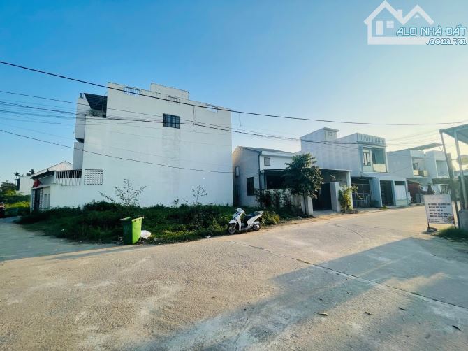 Lô Góc 02 mặt tiền KQH Ngọc Anh - mặt tiền trục chính - 5