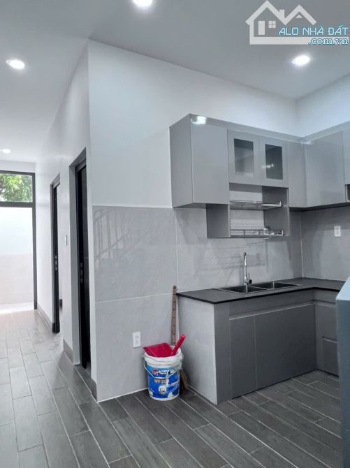Nhà trệt lầu hẻm 71 đường số 5 P.Linh Xuân giá 5 tỷ thương lượng. Sổ riêng hoàn công sẵn - 5