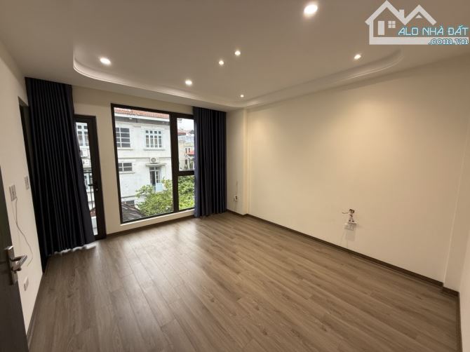 SIÊU PHẨM PHƯỜNG GIA THUỴ - 6 TẦNG THANG MÁY - FULL NỘI THẤT XỊN - VIEW SÂN BAY GIA LÂM - 5