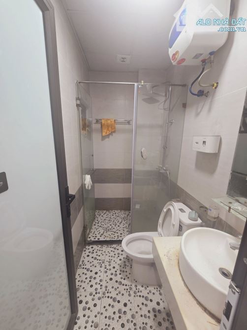 BÁN NHÀ ĐỘI CẤN BA ĐÌNH 30m 6T Mt 4m GIÁ 6.5 TỶ NGÕ THÔNG 2 THOÁNG KINH DOANH. - 5