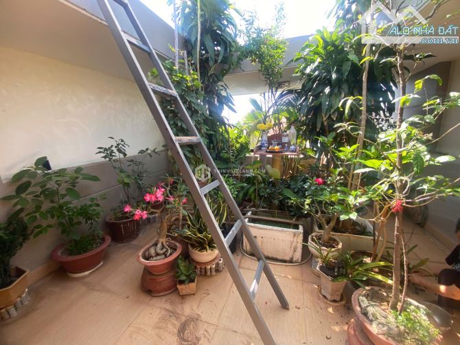 BÁN NHÀ 1T3L KHU ĐÔ THỊ CHÍ LINH 1, 103M2 - GIÁ 8.9 TỶ - 5