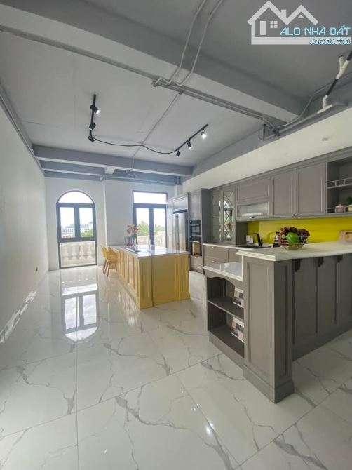 78 tỷ - Nhà MP Ngọc Khánh, Ba Đình 107m, 6mMT, 5 tầng thang máy. - 5