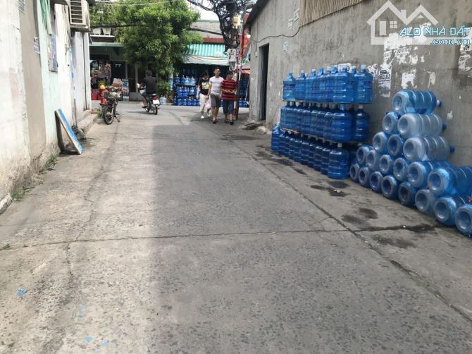 Ô TÔ 7 CHỖ ĐỖ CỬA - CÁCH MẶT TIỀN 20M - BÙI MINH TRỰC P6 QUẬN 8 - 50M2 - NHỈNH 5 TỶ - 5