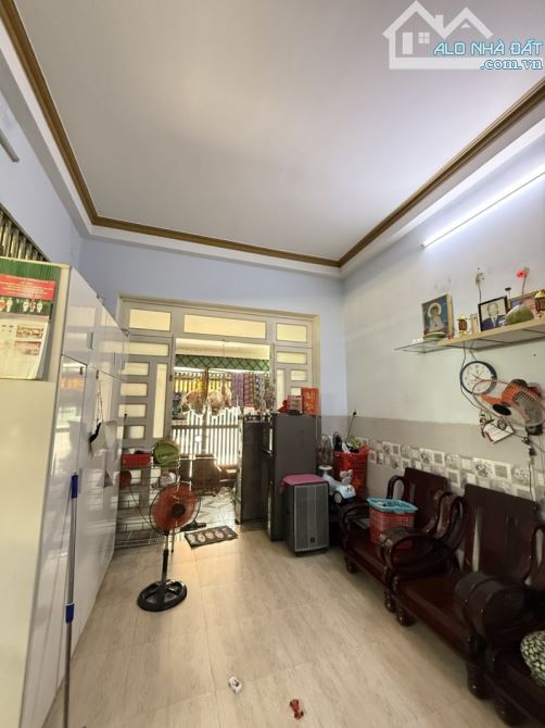 Bán căn hộ dịch vụ Bình Tân, đường 18E, 369m2, hẻm xe tải, 3 lầu, 26 tỷ - 5