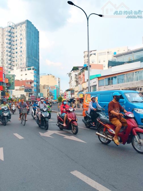 🚘 HẺM XE HƠI - CÁCH MT PHAN ĐĂNG LƯU 2 CĂN - NGAY PHỐ ẨM THỰC PHAN XÍCH LONG - CHỈ 3.xx🌹 - 5