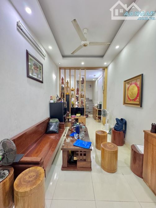 Phạm Văn Đồng - Dân xây - Lô góc - Sổ nở hậu - 40m2 - 8.8 tỷ - 5