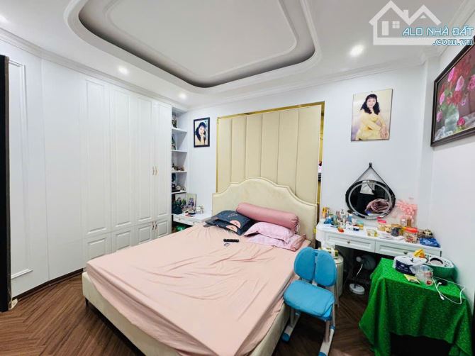 Bán nhà Ngõ 279 Đội Cấn, 40m2 ô tô đỗ cổng. nhà đẹp hiện đại giá 10,8 tỷ - 5