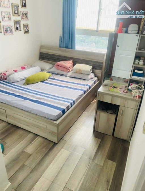 Căn hộ Ruby Garden ,P15,Tân Bình :75m2,2p ngủ,2wc,NT,9tr/th - 5
