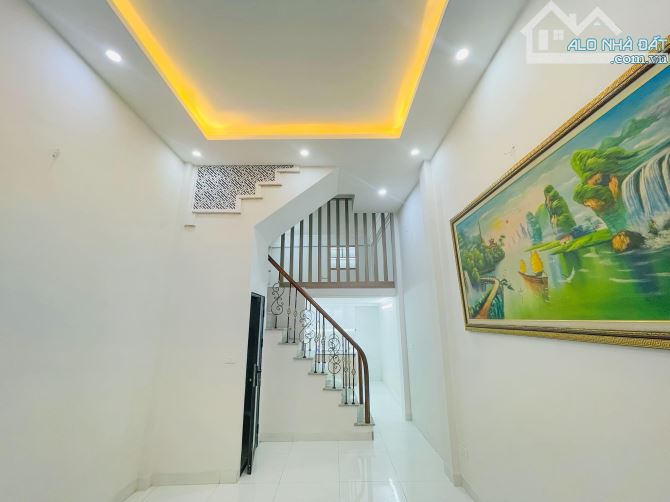 BÁN NHÀ NGÕ NÔNG GẦN PHỐ 7,5 TỶ 33m 5 TẦNG MT 3,6m  CÁCH 10m Ô TÔ ĐỖ LẠC LONG QUÂN CẦU GIẤ - 5