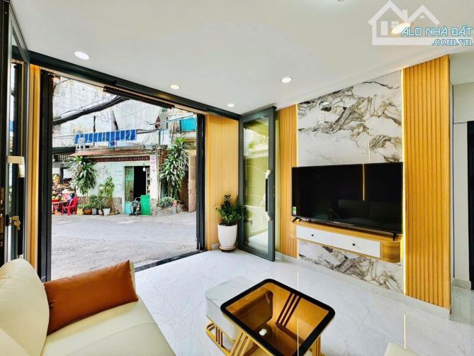 + Ngày 13/5/2025 chủ hạ còn 5.3 tỷ,- 21/39M2 - MẶT TIỀN DUY TÂN - PHÚ NHUẬN - NHÀ ĐẸP LUNG - 5