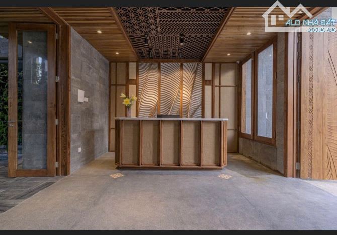 BÁN KHÁCH SẠN BOUTIQUE ĐƯỜNG VÕ NGHĨA, SƠN TRÀ, ĐN. 5 TẦNG X 300M2. GIÁ 5X TỶ - 5