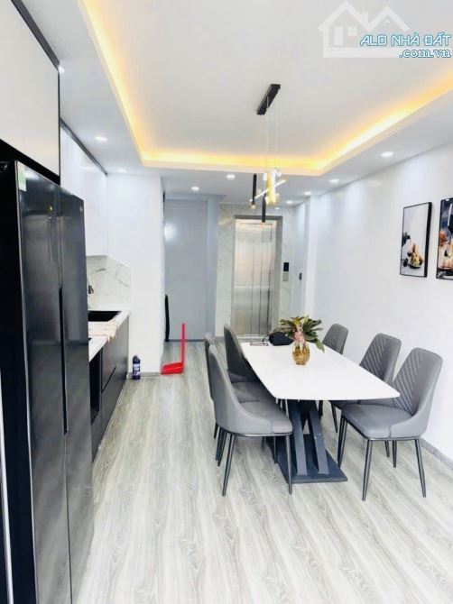 PHÂN LÔ CÁN BỘ XUÂN LA - TÂY HỒ - 6T THANG MÁY - NỘI THẤT SANG TRỌNG - NHỈNH 11 TỶ - 5