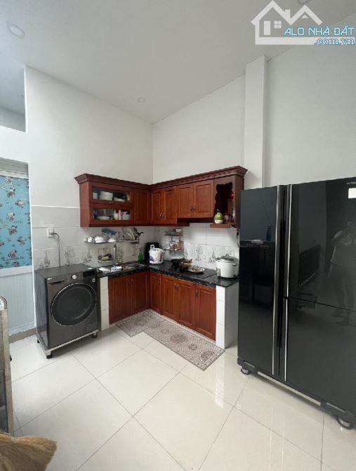 Bán nhà Tân Hoà Đông, 120m2, 8x15m, Đường nhựa Ô TÔ 10m thông, Giá TL - 5