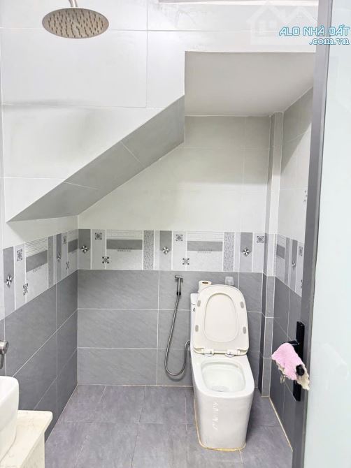CHO THUÊ NHÀ MẶT TIỀN KHU ĐỒNG DIỀU P4 QUẬN 8. NHÀ MỚI ĐẸP, THÍCH HỢP LÀM VĂN PHÒNG, SPA - 6
