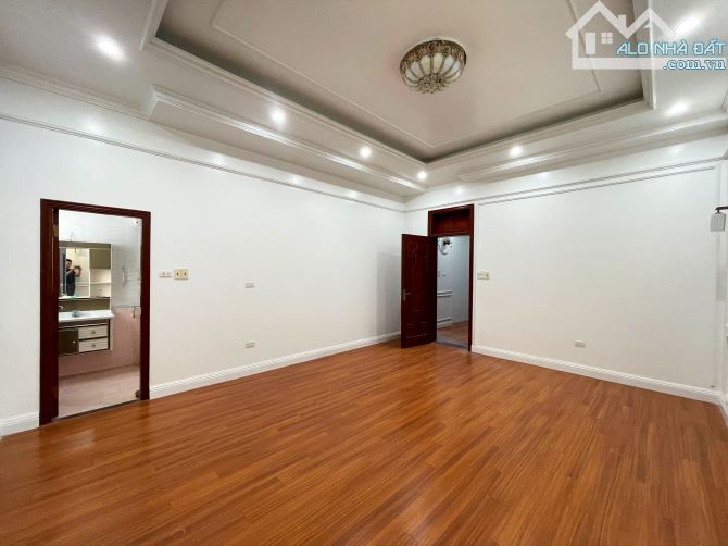 Biệt thự lô góc tuyến 3 Lê Hồng Phong - 315m2 - Đường 25m - 6