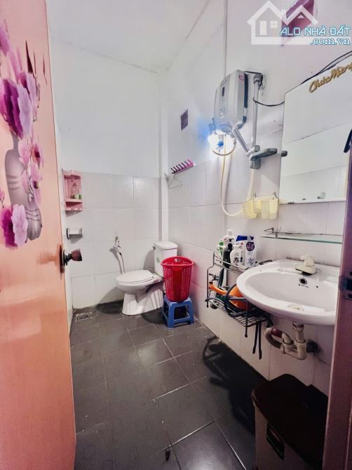 BÁN NHÀ HẺM XE HƠI UNG VĂN KHIÊM, PHƯỜNG 25, QUẬN BÌNH THẠNH – DT 89M2, NGANG 5.7M – NHÀ C - 6