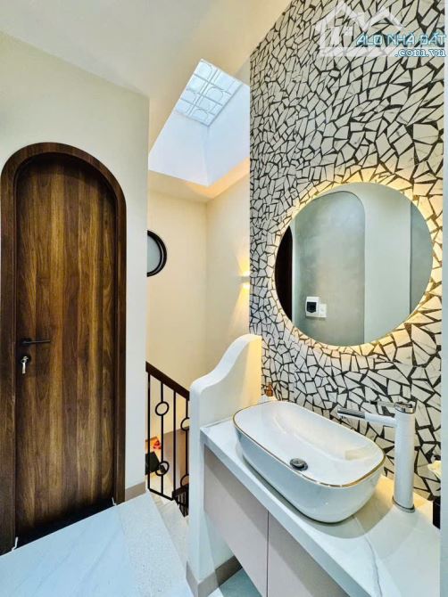 KẾ BÊN QUẬN 1, CHỈ 3TY28 ĐIỆN BIÊN PHỦ, PHƯỜNG 2 BÌNH THẠNH - 6