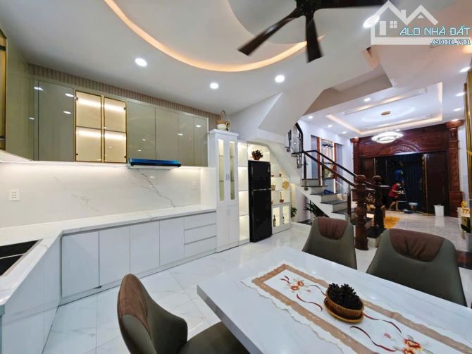 BÁN NHÀ HẺM XH - 3 TẦNG - 4 PN - TRẦN THÁI TÔNG - F 15 - TÂN BÌNH - GIÁ 6,2TỶ - 6