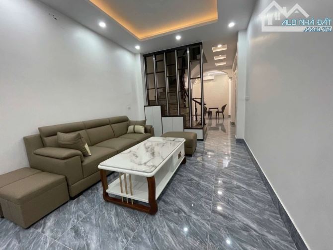 Bán Nhà Ngõ Kinh Doanh Lê Đức Thọ Nam Từ Liêm – Oto Vào – 45m2x5t – Nở Hậu – Giá Chỉ 13.2 - 6