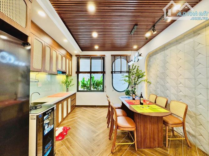 9,9ty tl, siêu phẩm thang máy ful nội thất xe hơi ngủ trong nhà.PHẠM VĂN CHIÊU phường 9 - 6