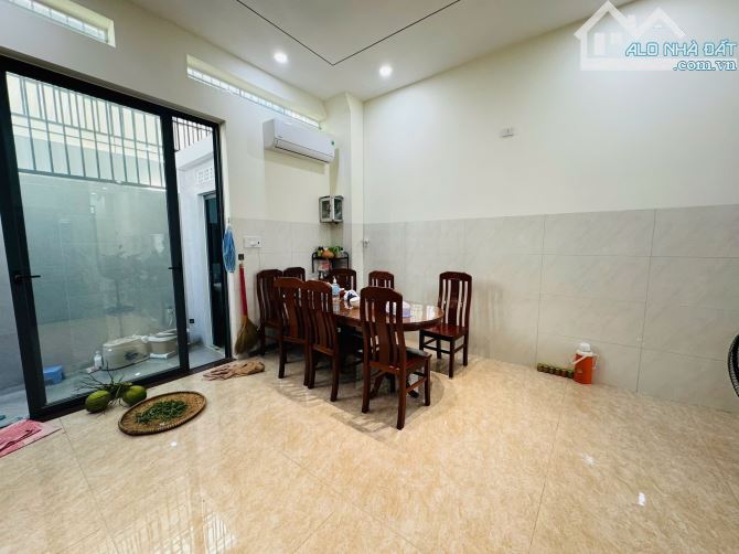 BÁN CĂN NHÀ 4 TẦNG, ĐƯỜNG B2, KHU ĐÔ THỊ VCN PHƯỚC LONG 1, CÓ THANG MÁY, GIÁ 8,2 TỶ, cc 13 - 6